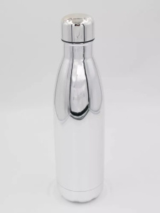 Вакуумная бутылка из нержавеющей стали. Серебро 0.5л