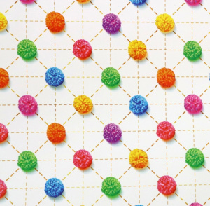 Бумага оберточная для сувенирной продукции в рулонах, с полноцветным декоративным рисунком, плотност