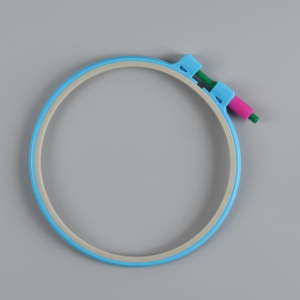 Пяльцы d16см пластик МИКС (фас 10шт цена за шт) 9193203