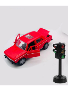 Машинка инерционная в наборе со светофором (красный, откр. 3 двери, в пакете) (Арт.И-0502)