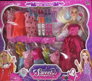 Кукла с набором одежды и аксесс. YM102D 