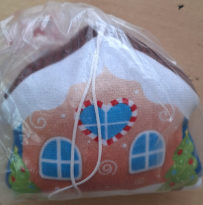Подарочная игрушка /Домик/